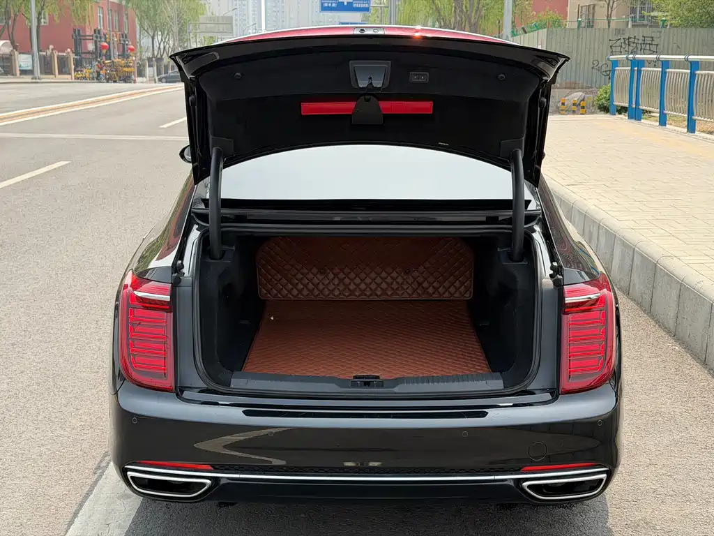 Hongqi H9 2020 3.0T Zhilian Qiling four-seater version купить на сайте DeffCars