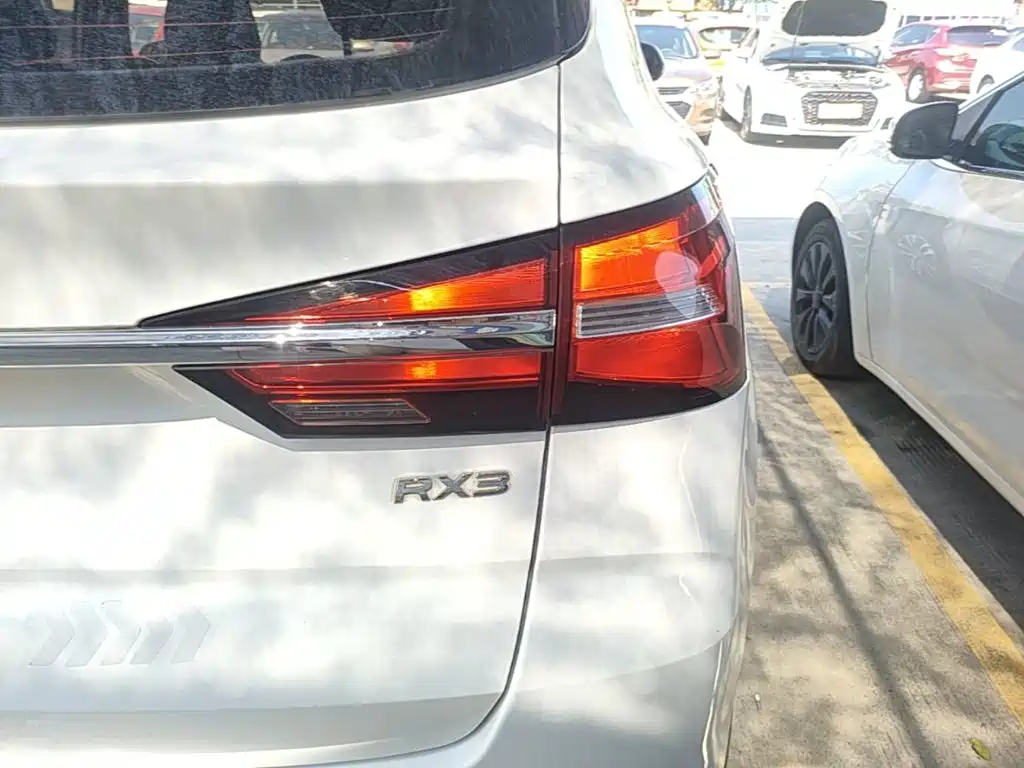 Roewe RX3 2020 1.6L CVT 4G Internet Super Cool Elite Edition купить на сайте DeffCars