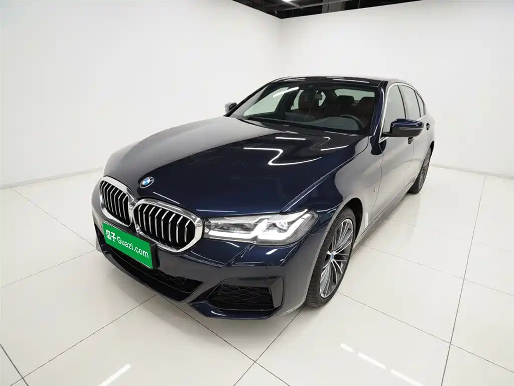 BMW 5 Series 2022 facelift 530Li leading M sports package купить на сайте DeffCars