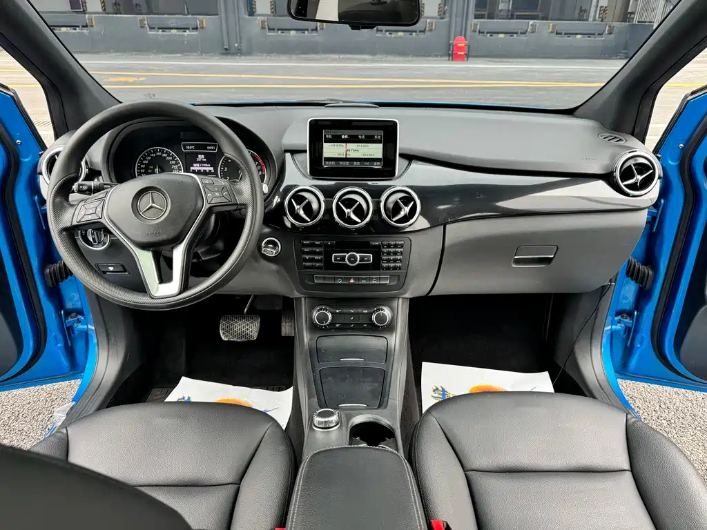 Mercedes-Benz B-Class 2012 B 180 купить на сайте DeffCars