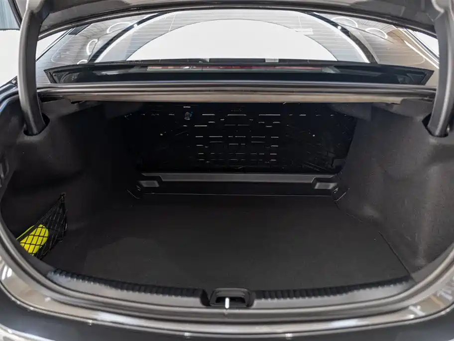 Mercedes-Benz C-Class 2024 C 200 L Sports Edition купить на сайте DeffCars