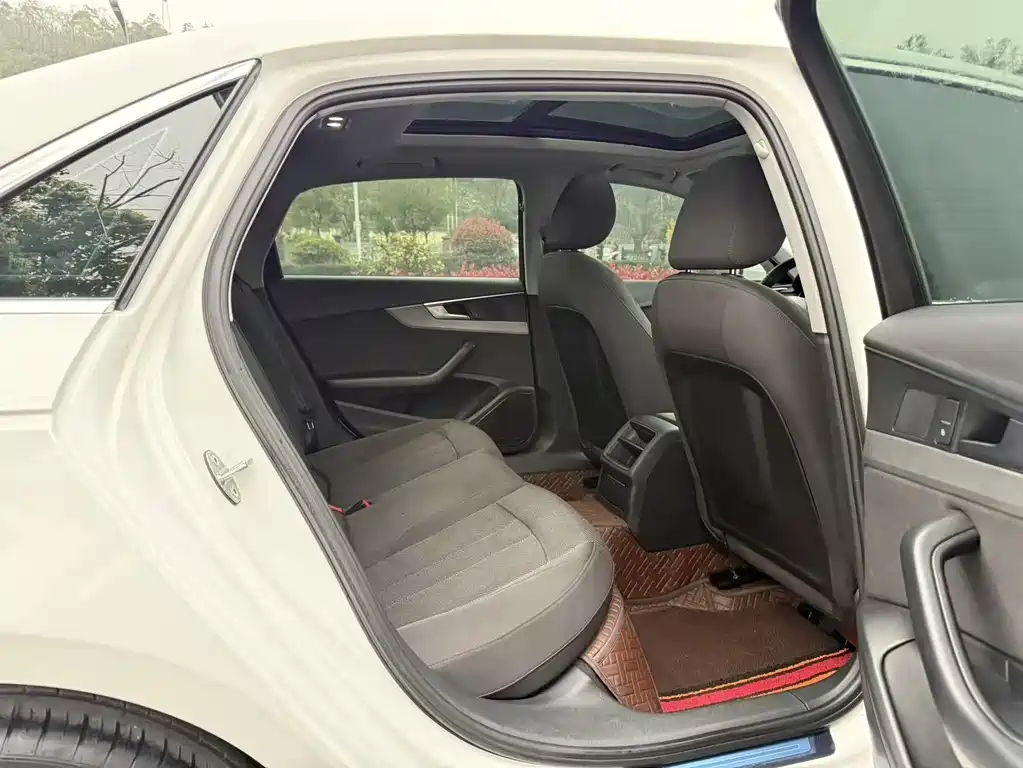 Audi A4L 2019 40 TFSI Enterprising National VI купить на сайте DeffCars