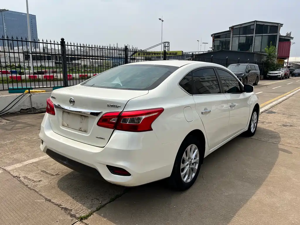 Sylphy 2022 Classic 1.6XL CVT Deluxe Edition купить на сайте DeffCars