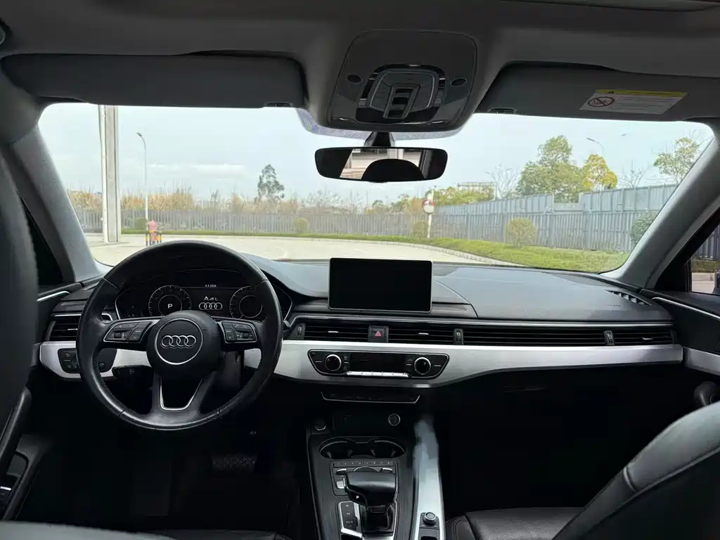 Audi A4L 2019 40 TFSI Fashion Type National VI купить на сайте DeffCars