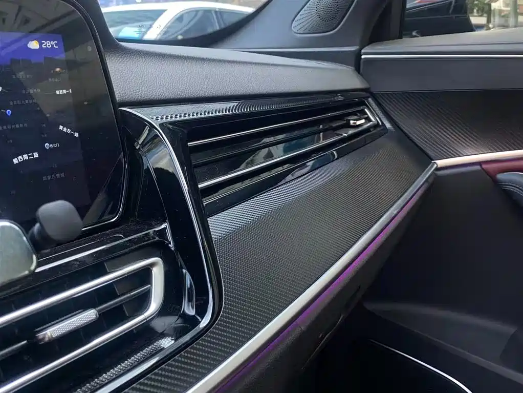 Hongqi HS5 2026 2.0T two-wheel drive Xuanying Edition купить на сайте DeffCars