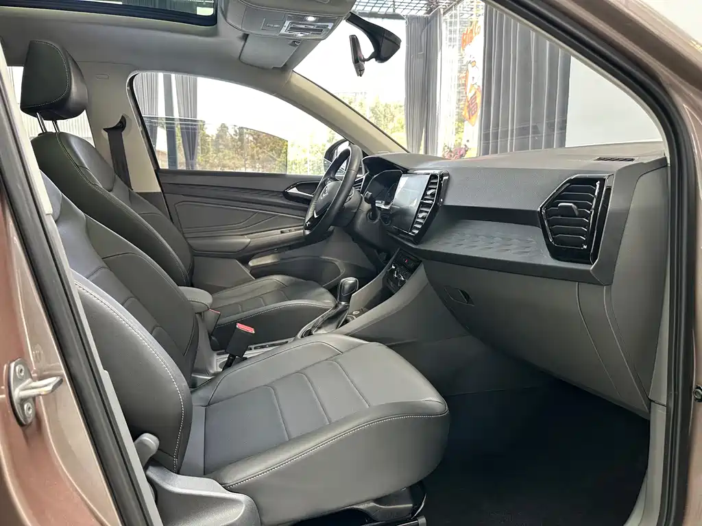 Jetta VS7 2021 1.4T Automatic Enjoy Edition купить на сайте DeffCars