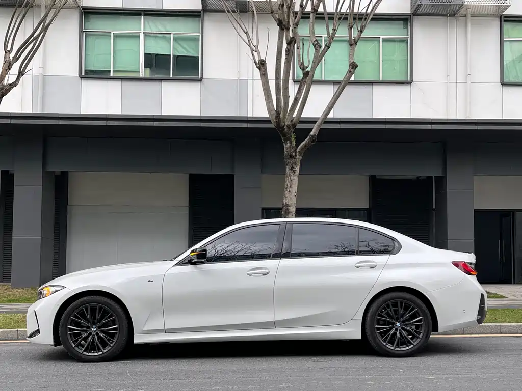 BMW 3 Series 2024 325Li M Sports Night Package купить на сайте DeffCars