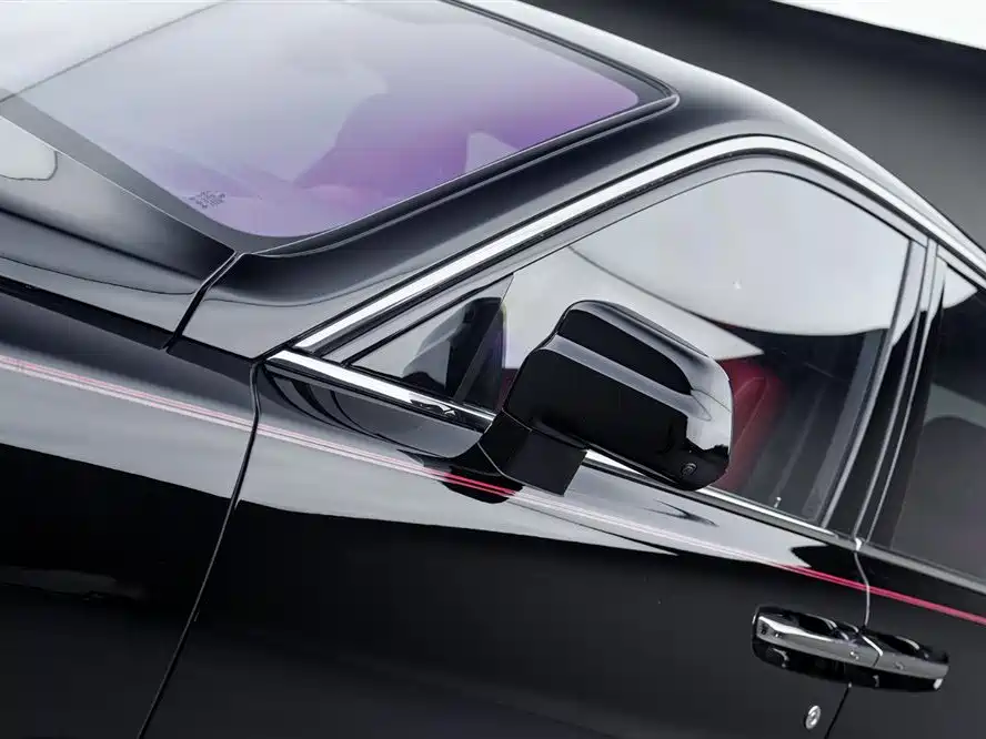 Cullinan 2018 four-seat version купить на сайте DeffCars