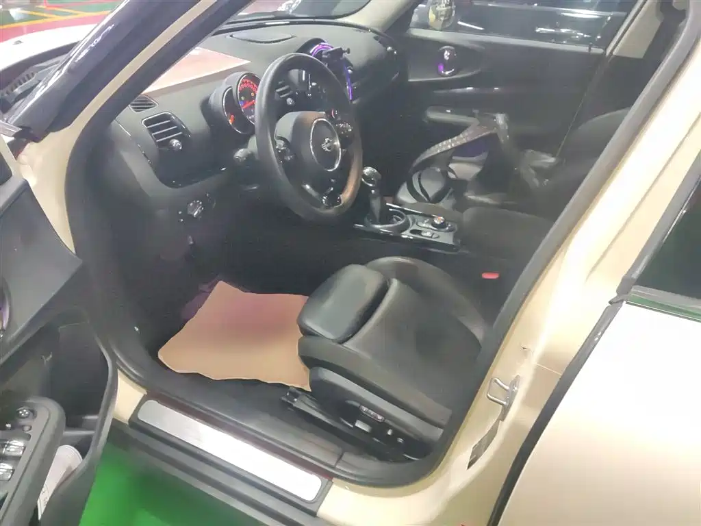 MINI CLUBMAN 2018 1.5T COOPER Artist купить на сайте DeffCars