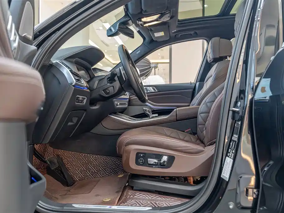 BMW X5 2022 facelift xDrive 40Li M sports package купить на сайте DeffCars
