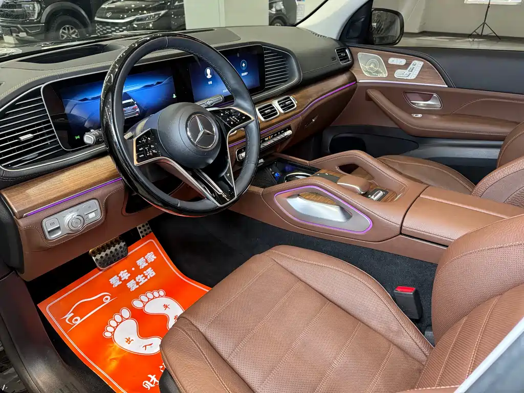 Mercedes-Benz GLS 2025 GLS 450 4MATIC luxury model купить на сайте DeffCars