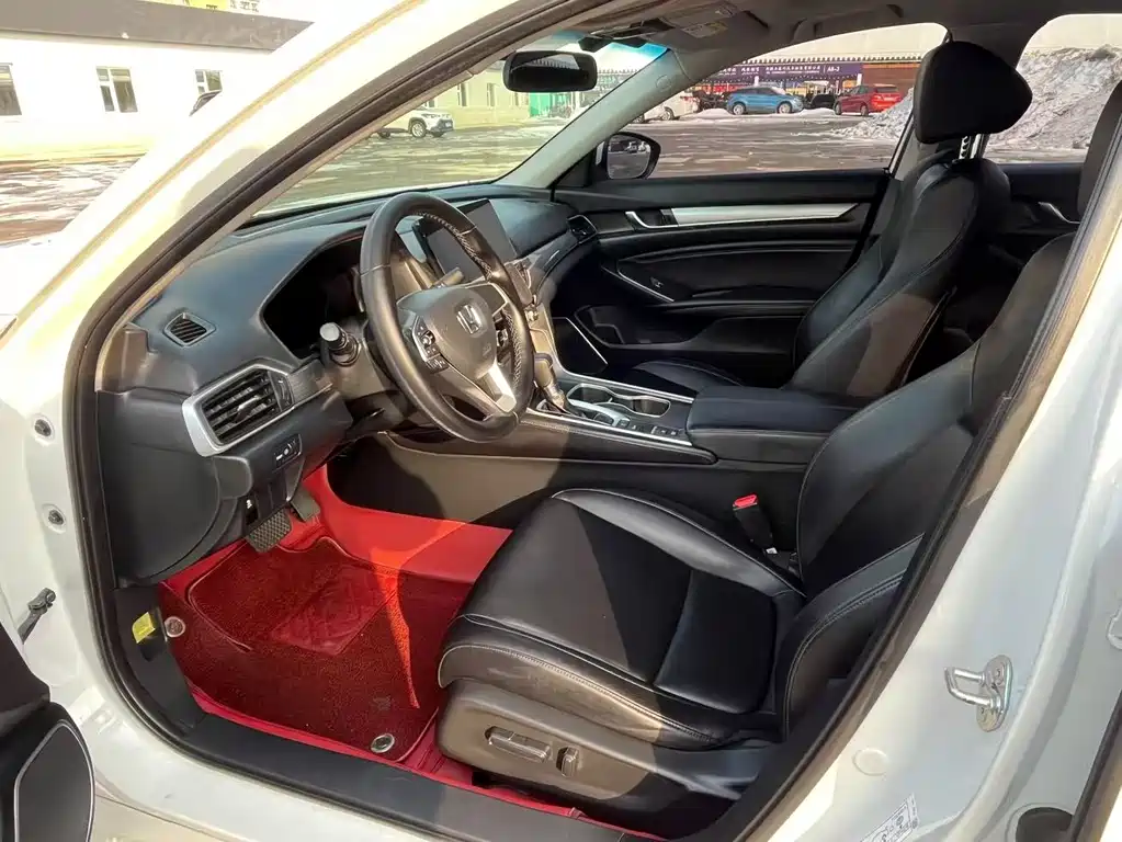 Accord 2022 260TURBO Deluxe Edition купить на сайте DeffCars