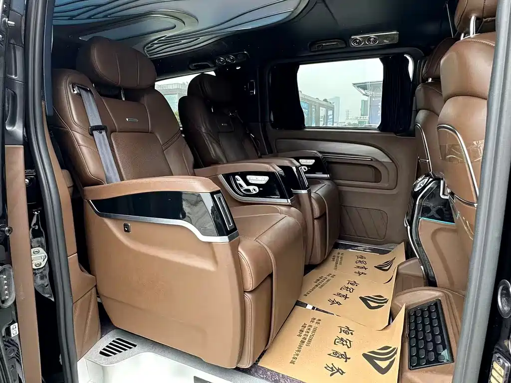 Vito 2021 2.0T Business Edition 7 seats купить на сайте DeffCars