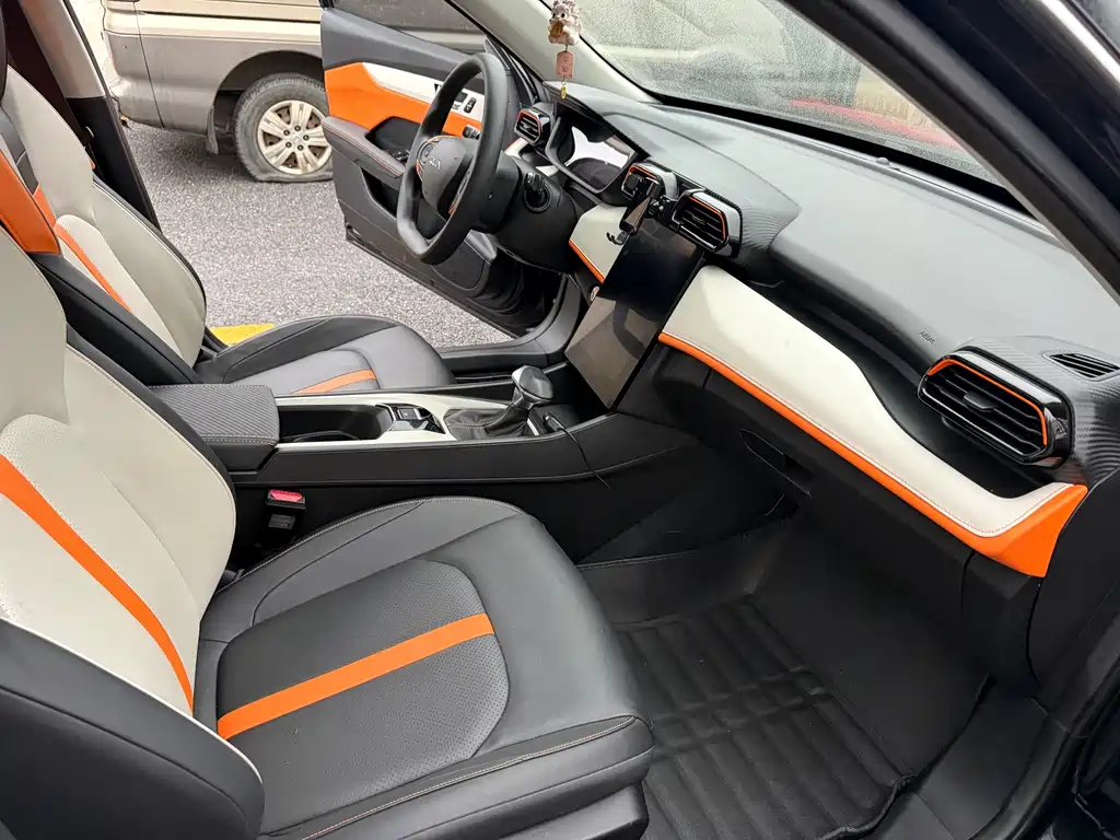 Yixuan 2023 Mach Edition 1.5L Automatic Shadow Tracking Edition купить на сайте DeffCars