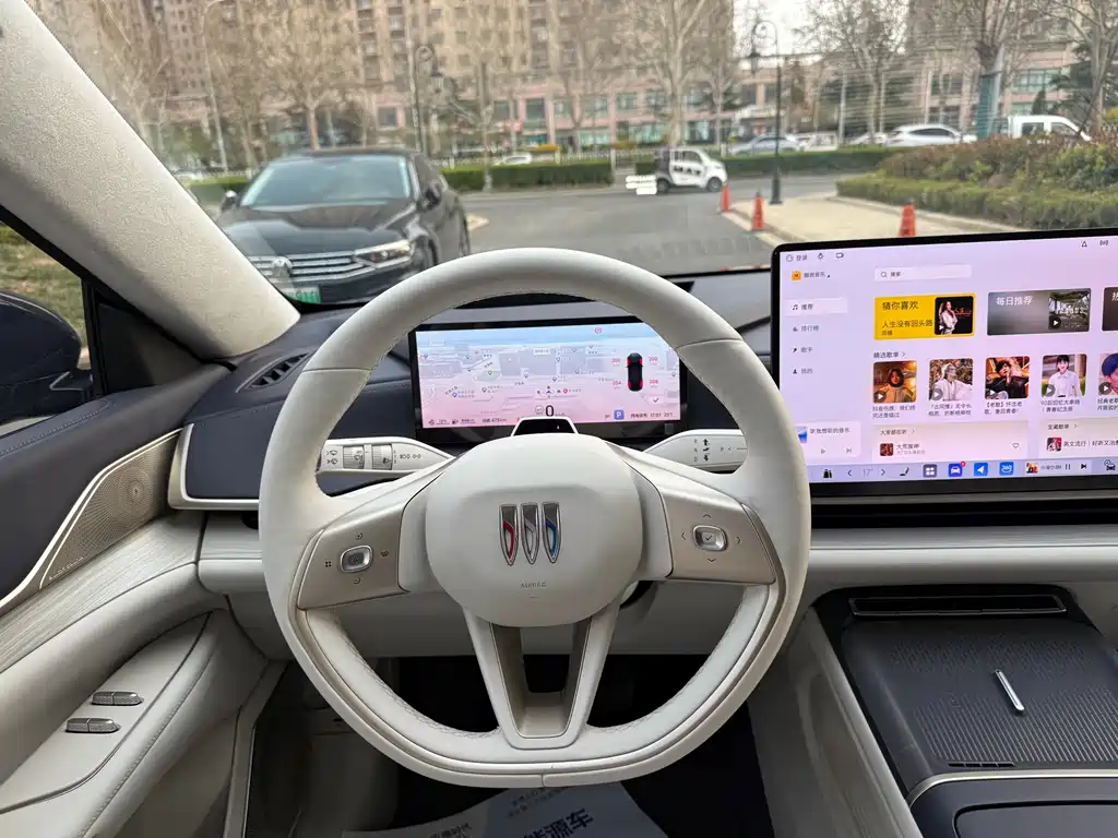 Buick Zhijing L7 2025 Aivia купить на сайте DeffCars
