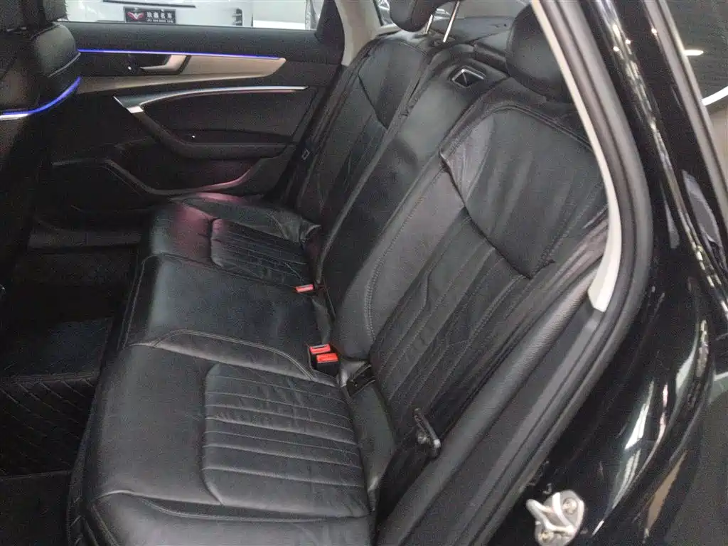 Audi A6L 2022 40 TFSI luxury and elegant model купить на сайте DeffCars