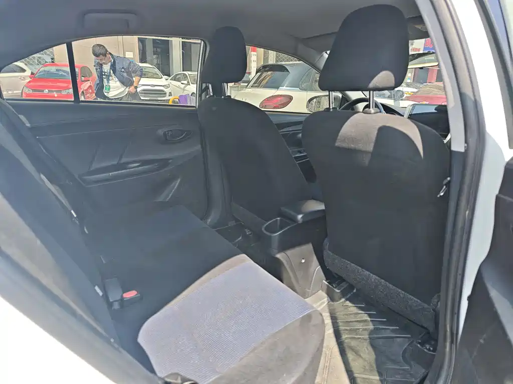 YARiS L 2017 1.5E CVT Charming Edition купить на сайте DeffCars