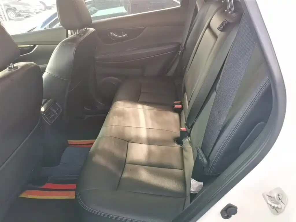 X-Trail 2021 2.0L CVT 2WD XL Premium Commemorative Edition купить на сайте DeffCars