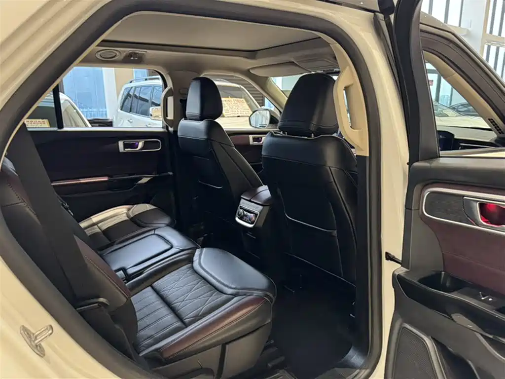 Explorer 2023 EcoBoost 285 four-wheel drive titanium version 7 seats купить на сайте DeffCars