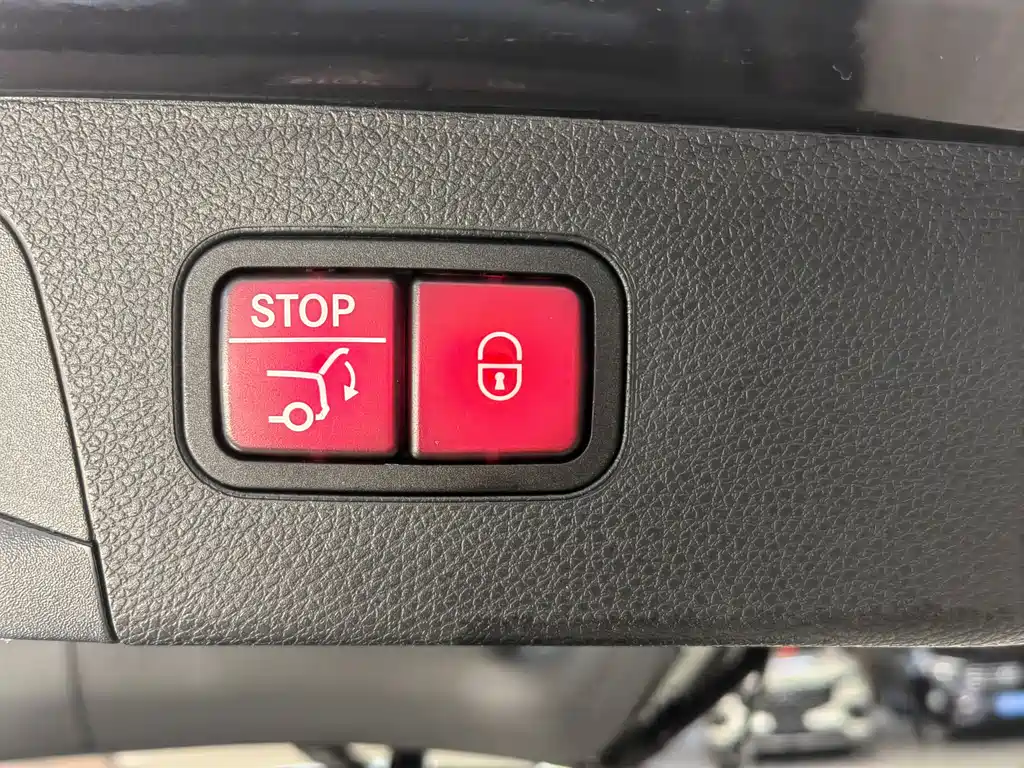 Mercedes-Benz GLC 2022 facelift GLC 300 L 4MATIC dynamic купить на сайте DeffCars