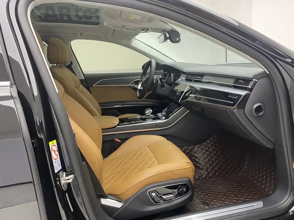 Audi A8 2024 A8L 50 TFSI quattro Premium Selection купить на сайте DeffCars