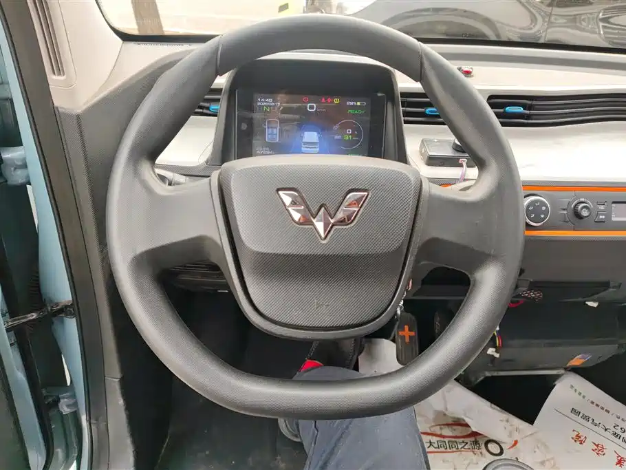 Hongguang MINIEV 2020 Relaxed Lithium Iron Phosphate купить на сайте DeffCars