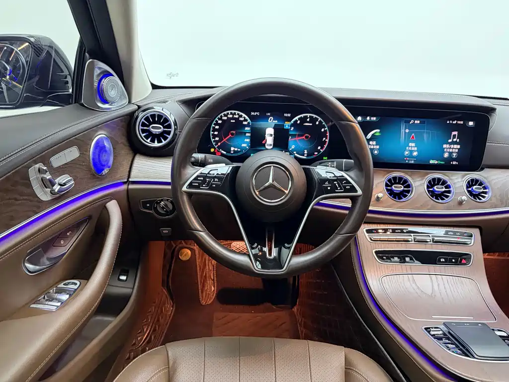 Mercedes-Benz E-Class 2023 E 300 L Luxury Model купить на сайте DeffCars