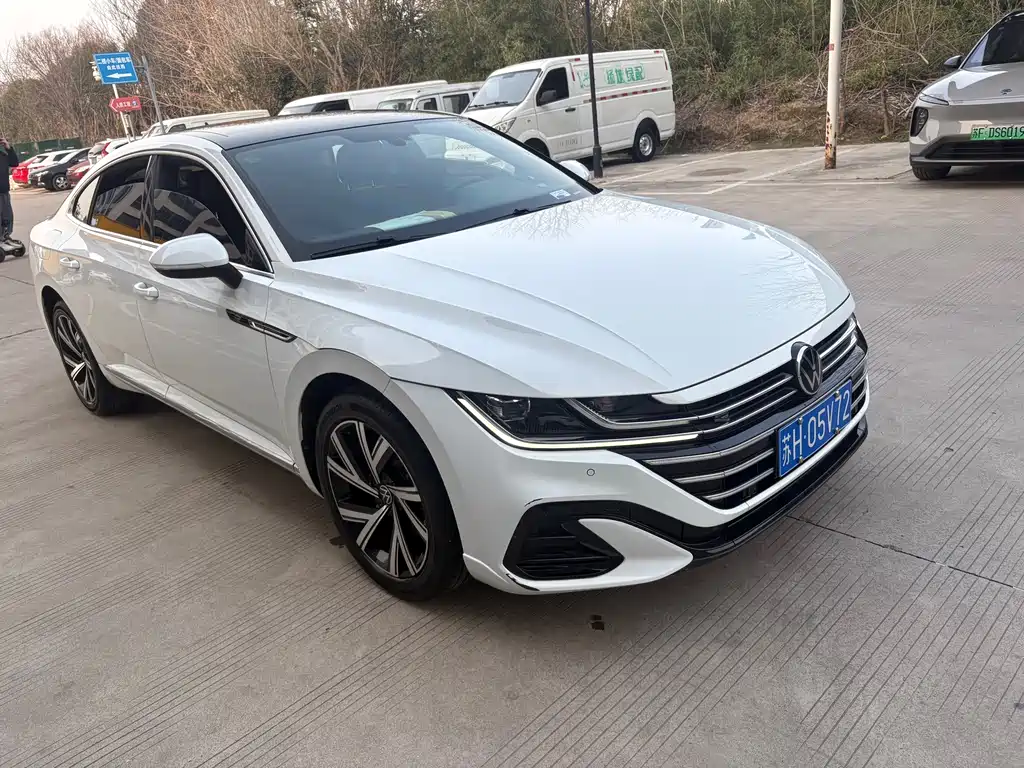 FAW-Volkswagen CC 2021 330TSI Dazzling Edition купить на сайте DeffCars