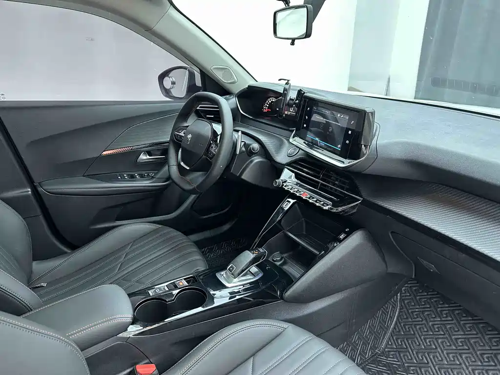Peugeot 2008 2022 230THP THE ONE купить на сайте DeffCars