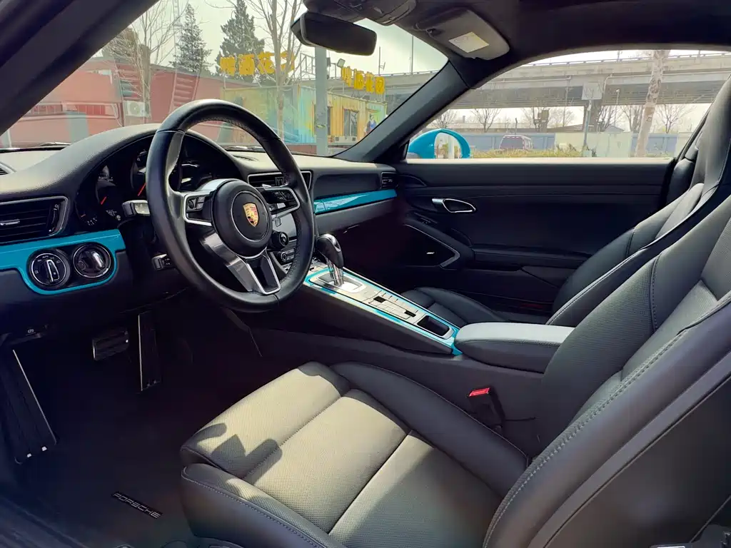 Porsche 911 2016 Carrera 3.0T купить на сайте DeffCars