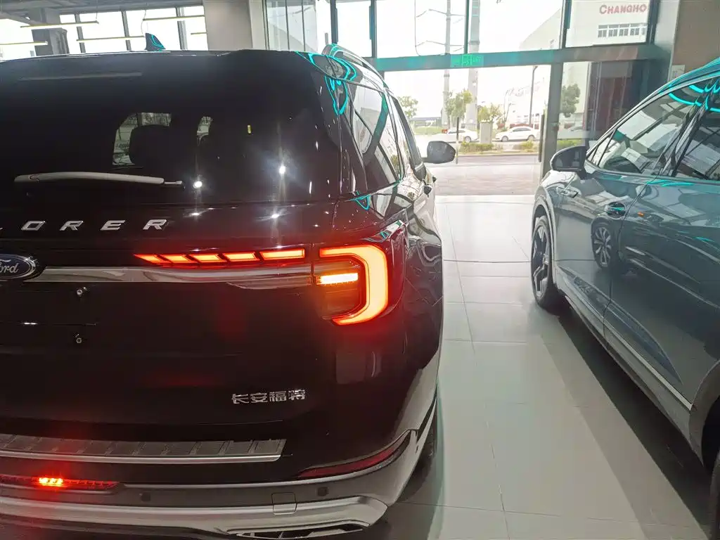 Explorer 2023 EcoBoost 285 four-wheel drive titanium version 6 seats купить на сайте DeffCars