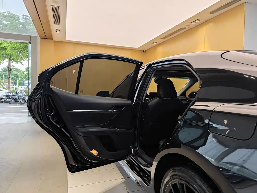 Camry 2022 2.0S Knight Edition купить на сайте DeffCars