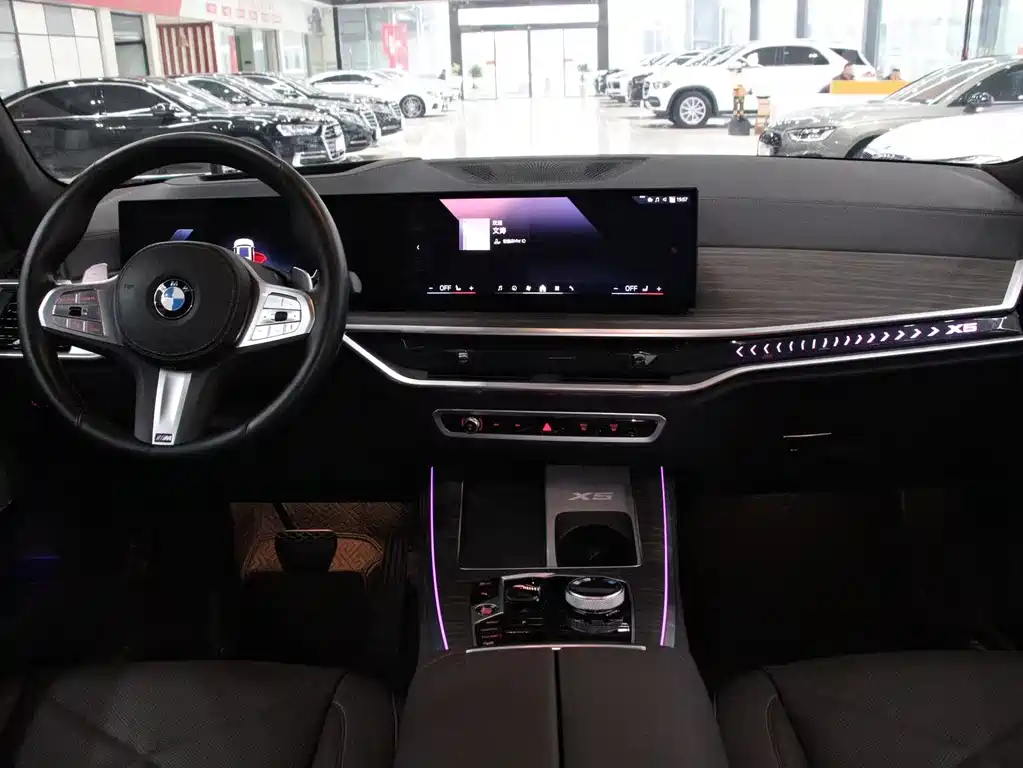 BMW X5 2023 xDrive 40Li M Sports Package купить на сайте DeffCars