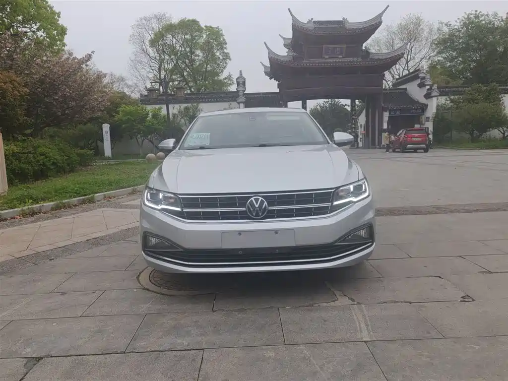 Bora 2021 1.5L automatic comfort intelligent connected version купить на сайте DeffCars