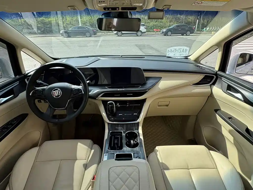 Buick GL8 2023 ES Lu Zun Exclusive Model купить на сайте DeffCars