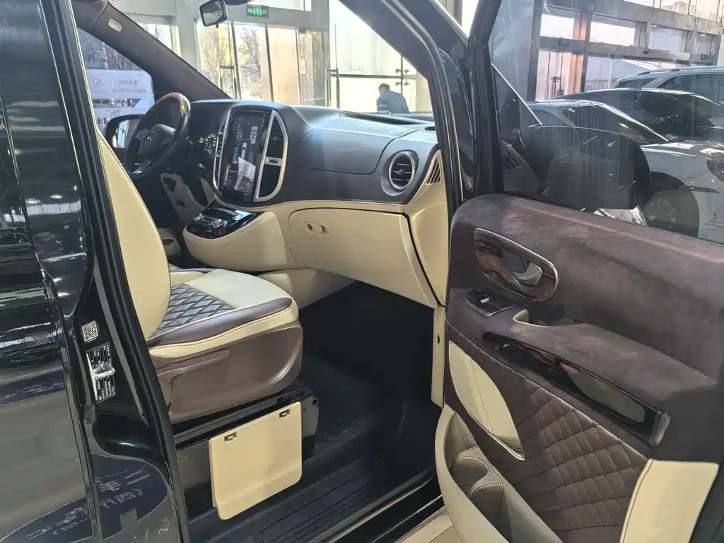 Vito 2016 2.0T Business Edition купить на сайте DeffCars
