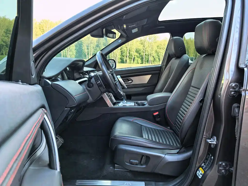 Discovery Sport 2022 249PS Metropolis Edition 5-seater купить на сайте DeffCars