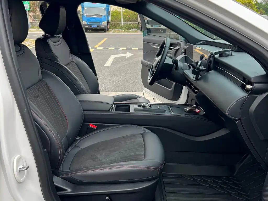 Mondeo 2023 EcoBoost 180 Comfort купить на сайте DeffCars