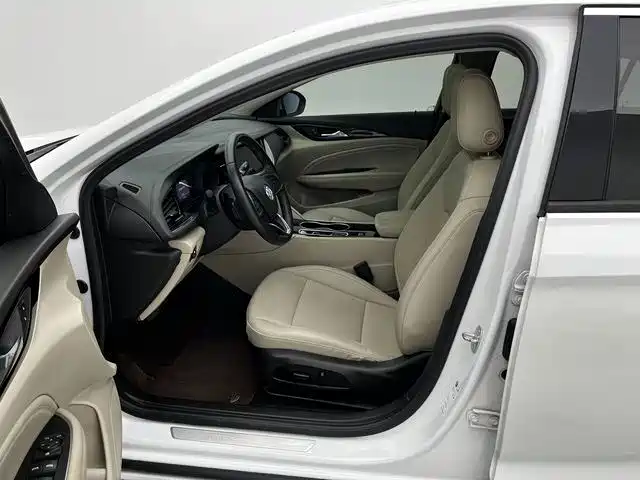 Regal 2020 552T Elite купить на сайте DeffCars