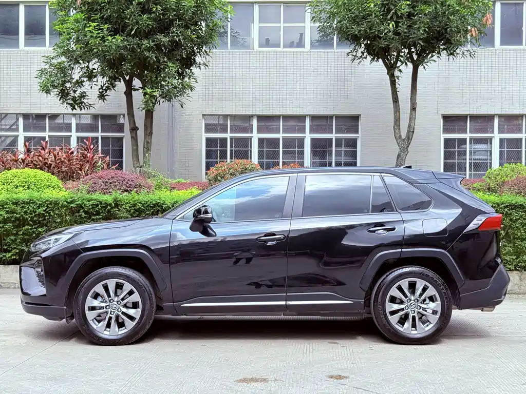 Weilanda 2023 2.0L CVT two-wheel drive urban version купить на сайте DeffCars