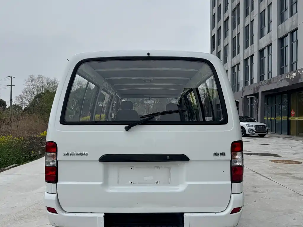 Jinbei Hiace 2016 2.0L Comfort V19 купить на сайте DeffCars