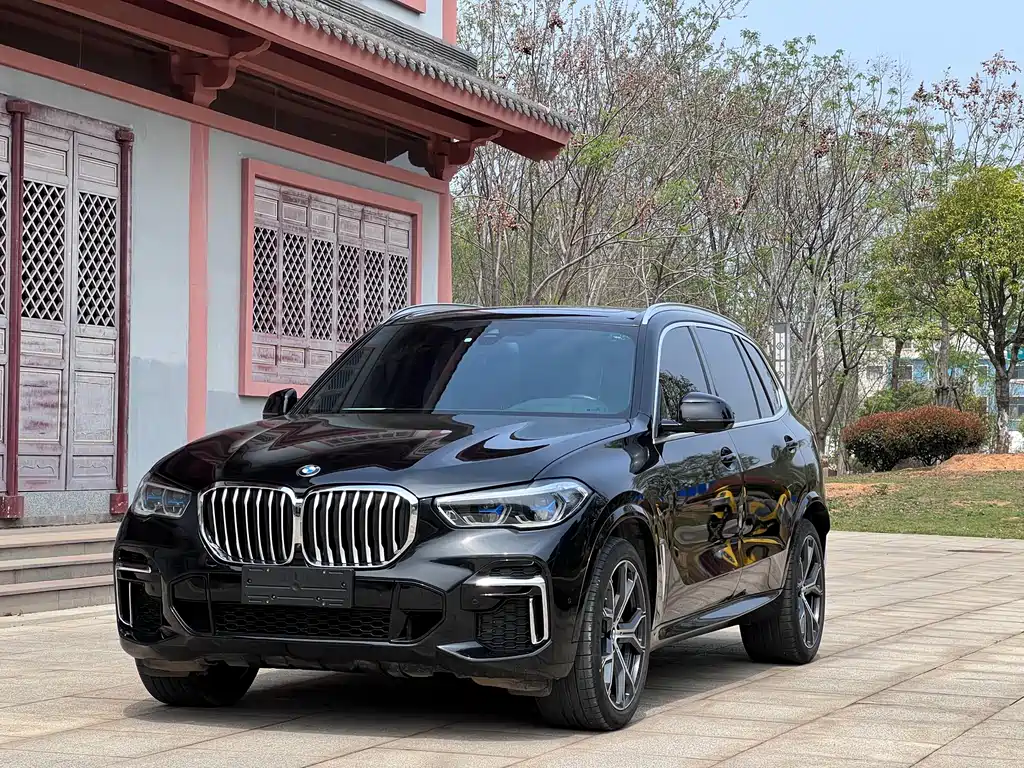 BMW X5 2022 xDrive 40Li M Sports Package купить на сайте DeffCars