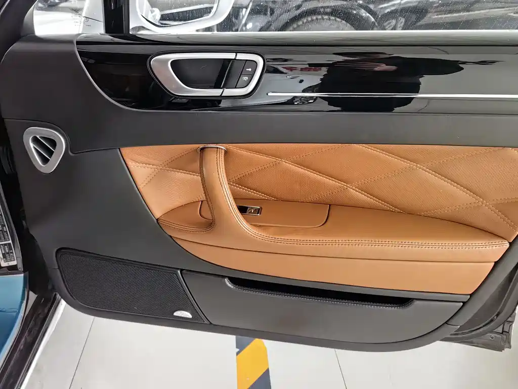 Flying Spur 2010 6.0T five-seater version купить на сайте DeffCars