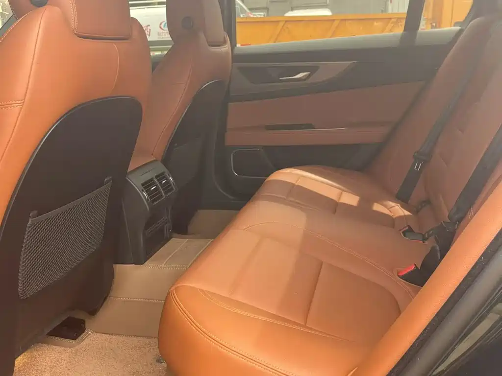 Jaguar XEL 2023 2.0T 250PS R-DYNAMIC S Advanced Sports Edition купить на сайте DeffCars
