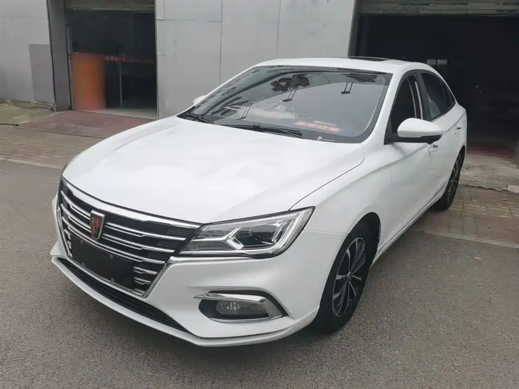 Roewe i5 2020 1.5L automatic 4G Internet leading flagship version купить на сайте DeffCars