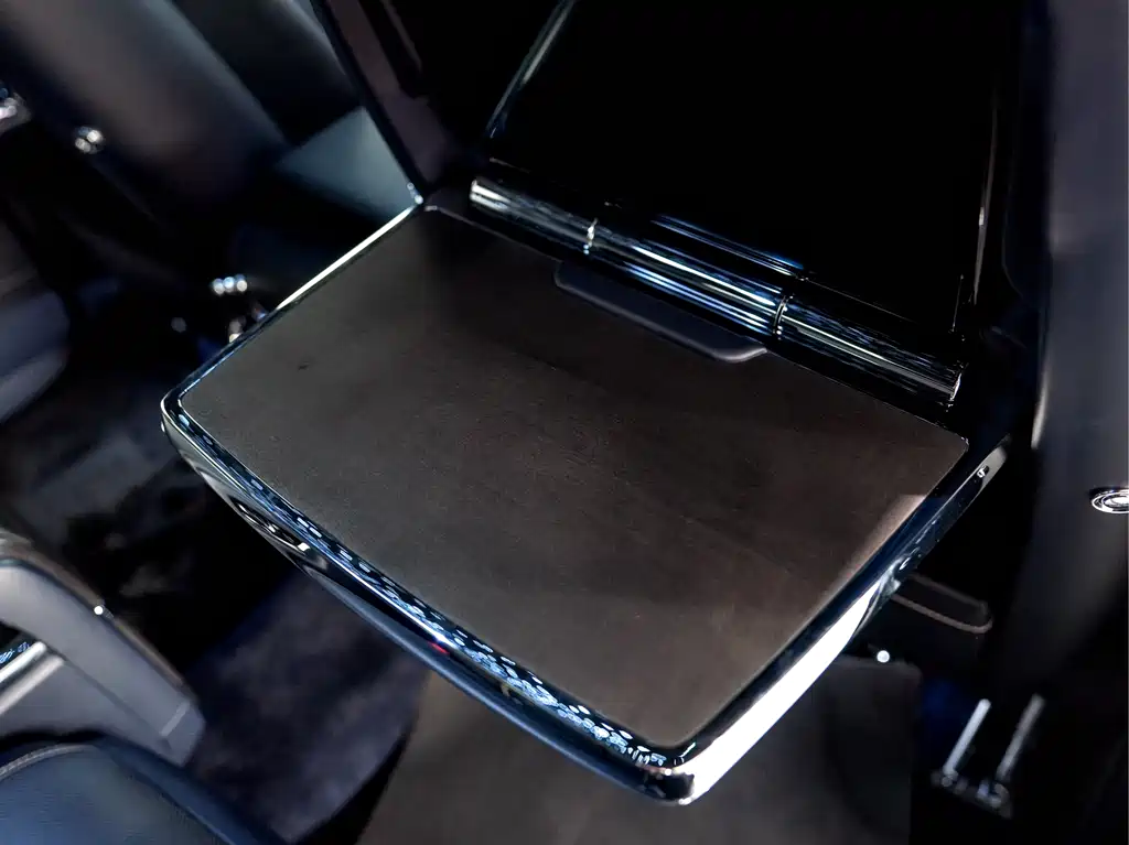 Cullinan 2018 four-seat version купить на сайте DeffCars