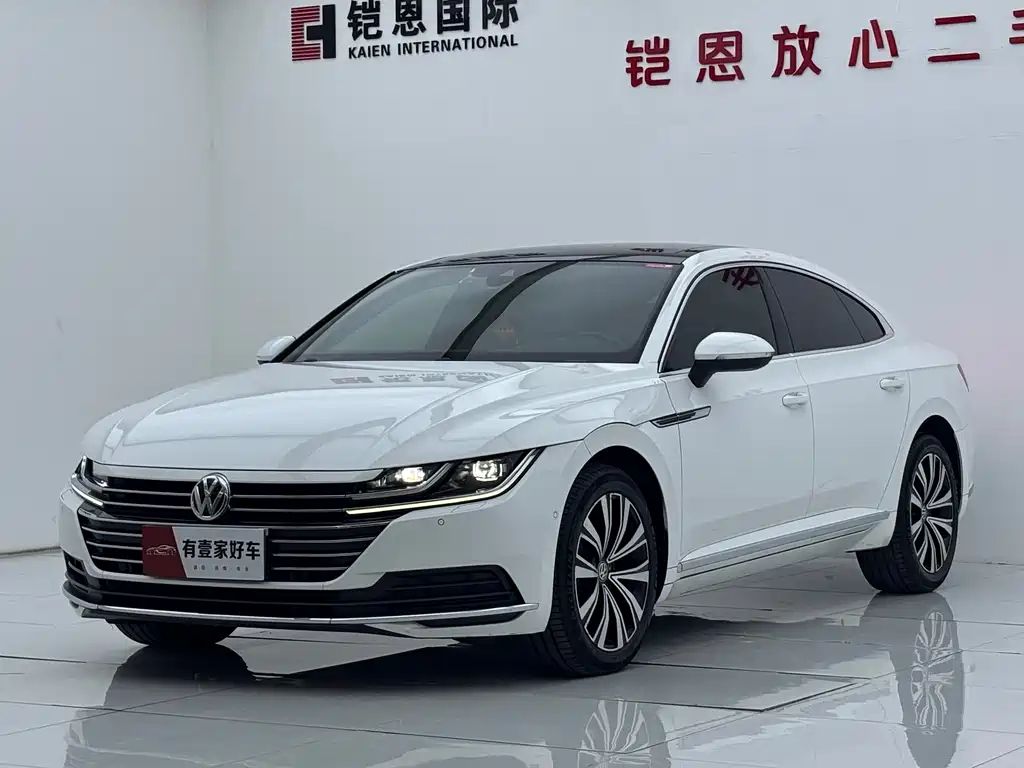 FAW-Volkswagen CC 2020 330TSI Charming Edition National VI купить на сайте DeffCars