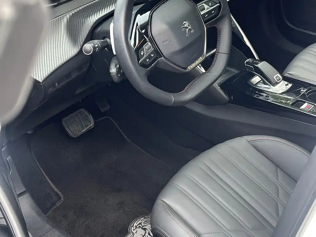 Peugeot 2008 2022 230THP THE ONE купить на сайте DeffCars