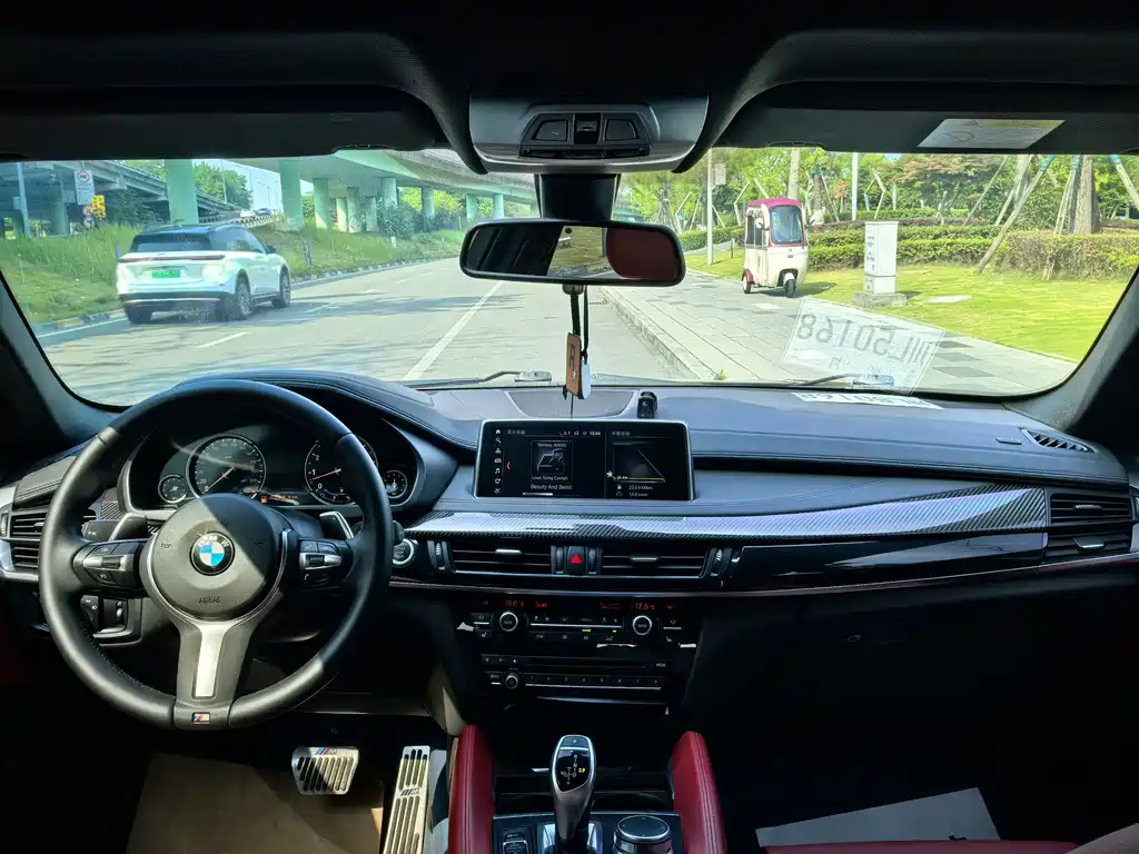 BMW X6 2018 xDrive35i M sports luxury model купить на сайте DeffCars