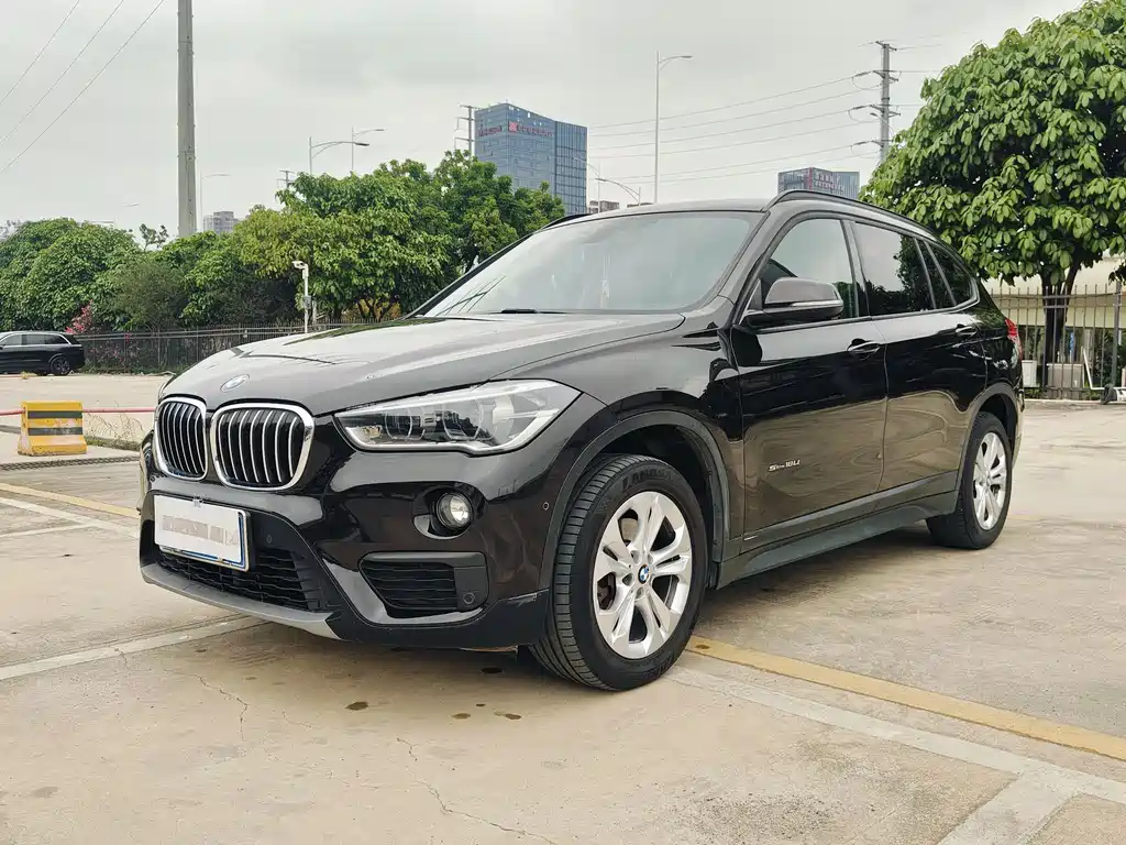 BMW X1 2016 sDrive18Li Exclusive Model купить на сайте DeffCars